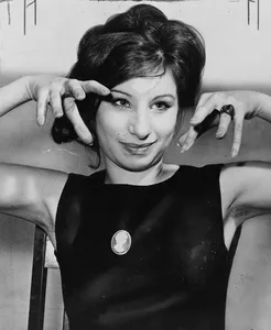 File:Streisand - agency photo.jpg